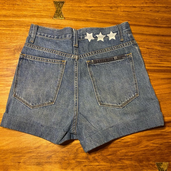 GAP super high rise shorts - Picture 2 of 8